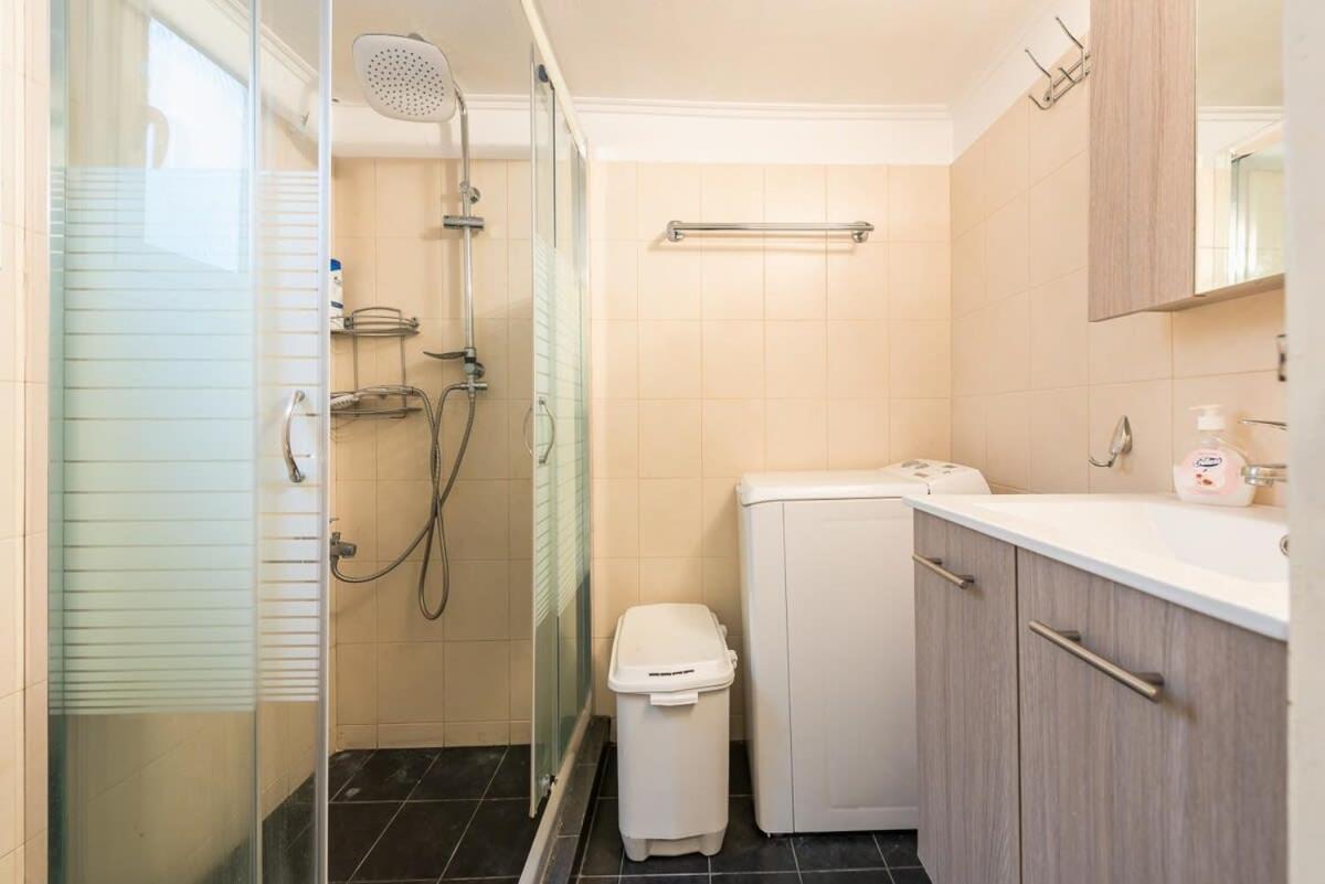 Topfloor Central Apt With Urban Views,3' To Metro Athènes Extérieur photo